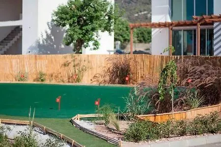 Feriehus Joya Cyprus Sapphire Garden