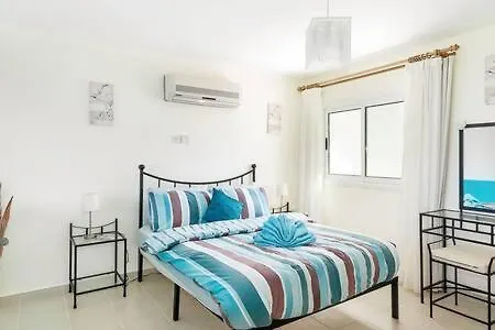 Feriehus Joya Cyprus Sapphire Garden Agios Amvrosios (Kyrenia)